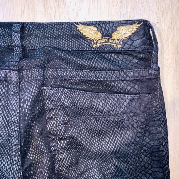 Robin's Jean Denim - Robin’s Jean Snake Print Black Jeans NWOT Sz 27